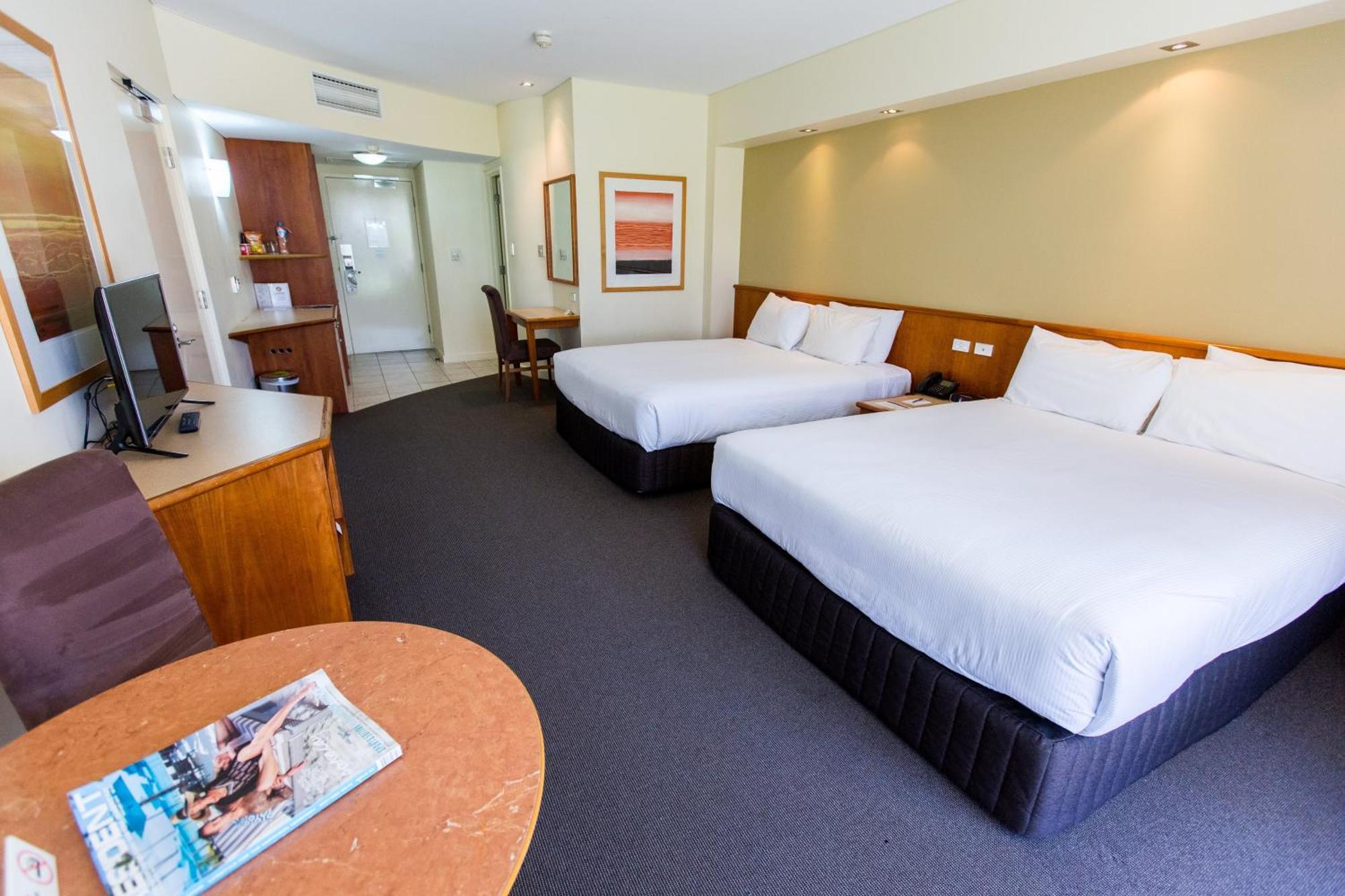 คราวน์ พลาซา อลิซสปริง แลสเซตเตอร์ Hotel อลิซสปริงส์ ภายนอก รูปภาพ